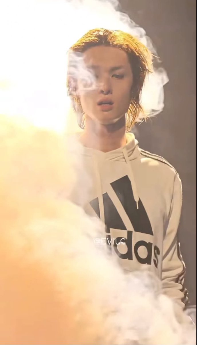 Martinmartb7's tweet photo. @MARTINGLOBAL_ MARTIN EDWARDS is captivating not only because of his beautiful visuals but because of his sincere heart and remarkable talent. PRODUCER PRODIGY ACETIN, your authenticity is your greatest charm.
MARTIN WRITES IN STAR LIGHT
#MARTINShinesBright
#PYPD_BIRTHDAY_PARTY
#MARTIN #마틴 https://t.co/ulA5EB5HWb