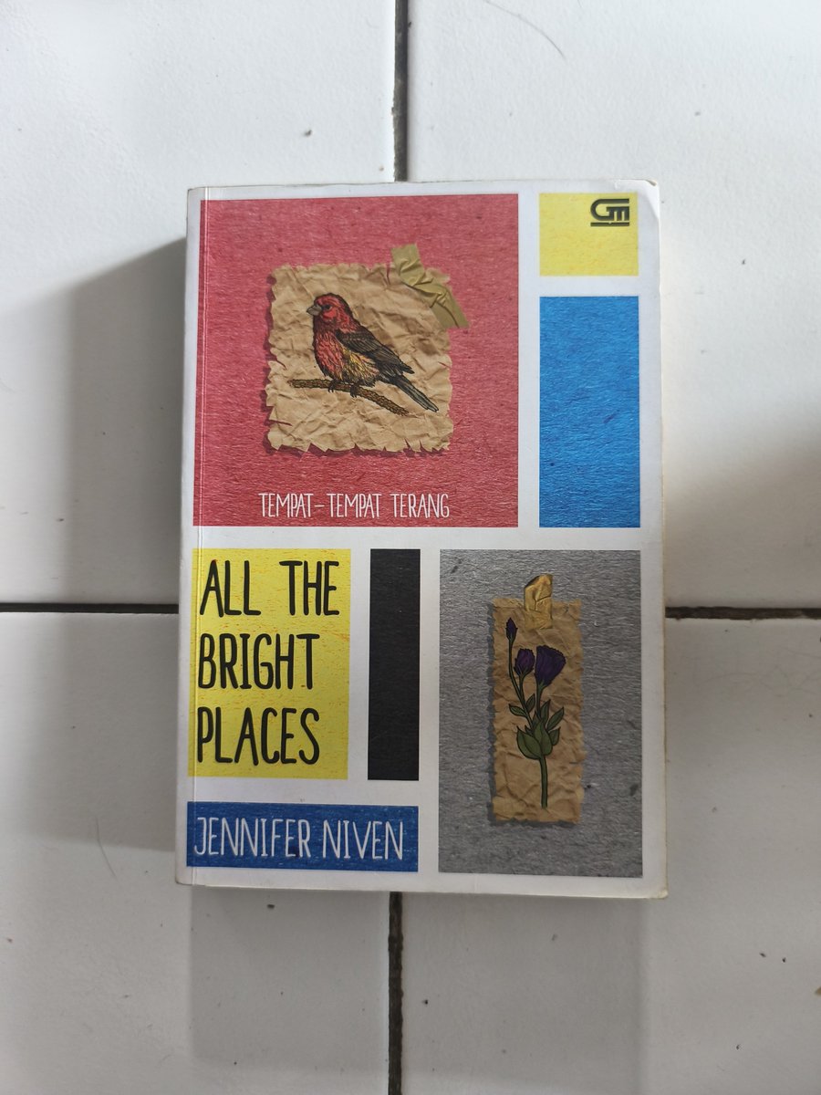 hi_rono_'s tweet photo. Steve Jobs - Walter Isaacson (60k) 
The invisible man masih sealed (25k) 
The picture of Dorian Gray (25k) 
All the bright places (30k) https://t.co/y07hm6afuN