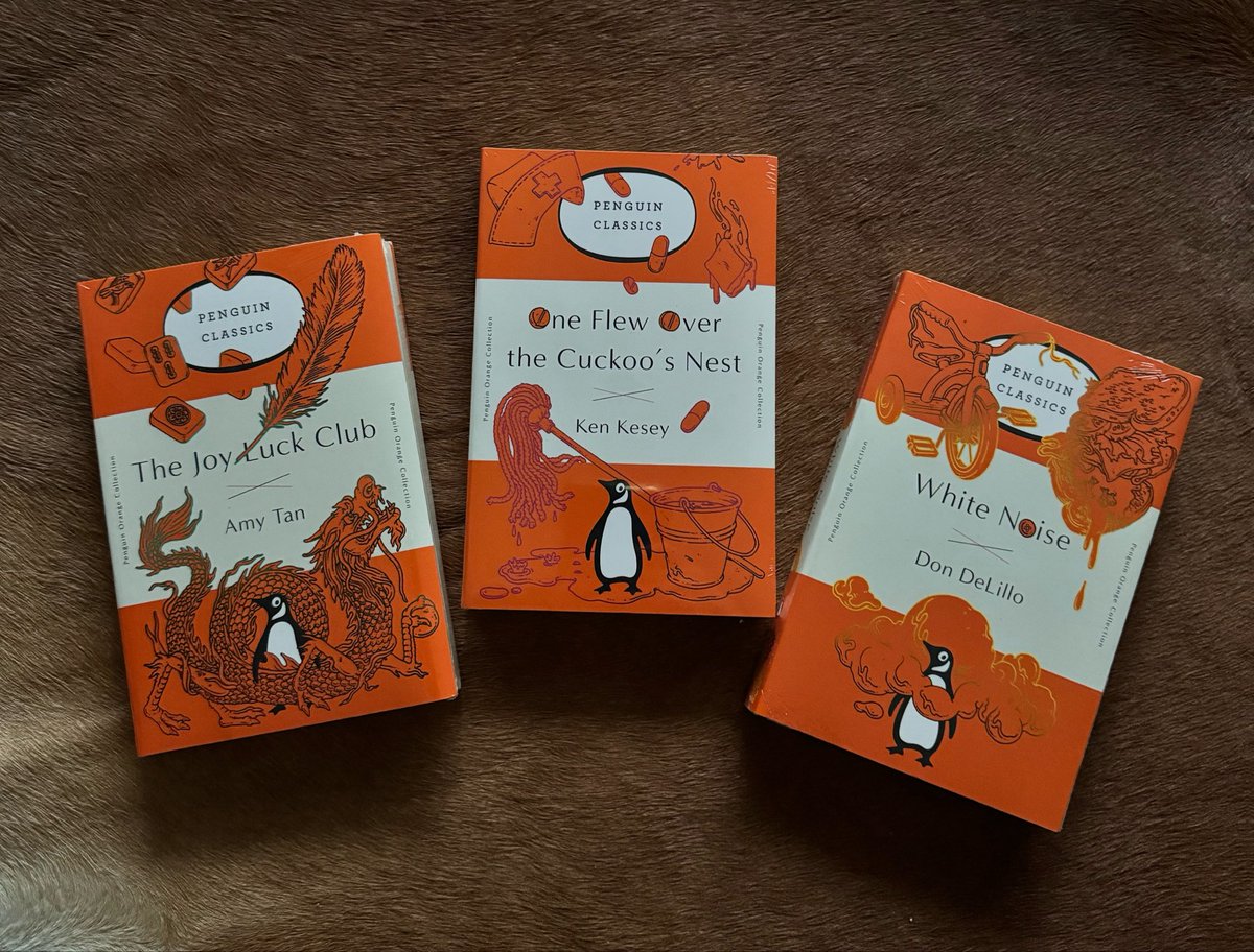 b0bthereader's tweet photo. Nobody 💔told 💔 me 💔 these 💔 Penguin 💔 Orange 💔 had 💔 deckled edges 💔

Seriously what is the point of these edges pls stop @ all publishers https://t.co/BZymb9b5LW
