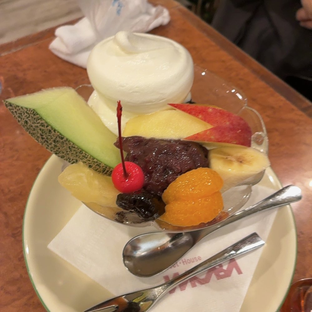 coyabu's tweet photo. スイートハウスわかば/静岡県伊東市

ソフトクリームの美味しい喫茶店。 https://t.co/NTzgPosZjF