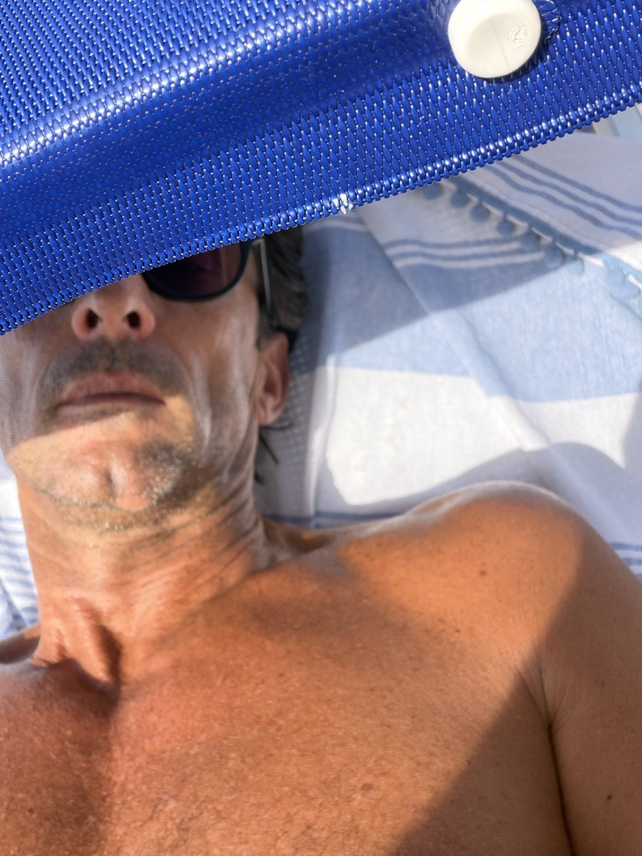PhCataldo's tweet photo. #mare #relax #campania https://t.co/MnV9Upjhoy