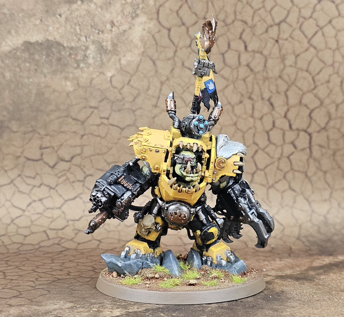 spruesandbrews's tweet photo. We check out the new Ork releases in our full unboxing and review #adwip #warhammercommunity #new40k https://t.co/cWcNzKG9yM https://t.co/rjZDBYthfp