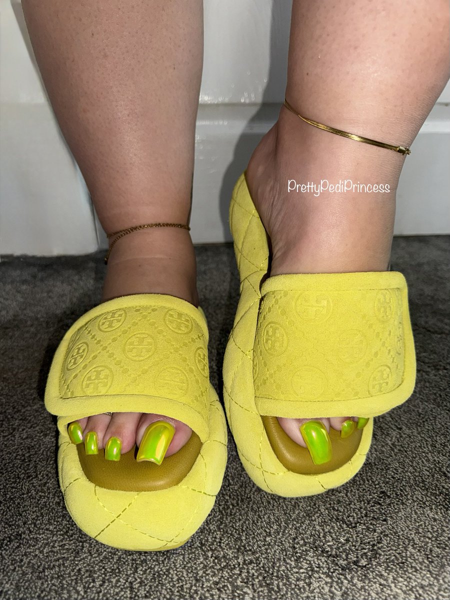 PrettyPediPrin_'s tweet photo. Lemon or lime?? 🍋🍋‍🟩 https://t.co/Lk4tlFMcUs