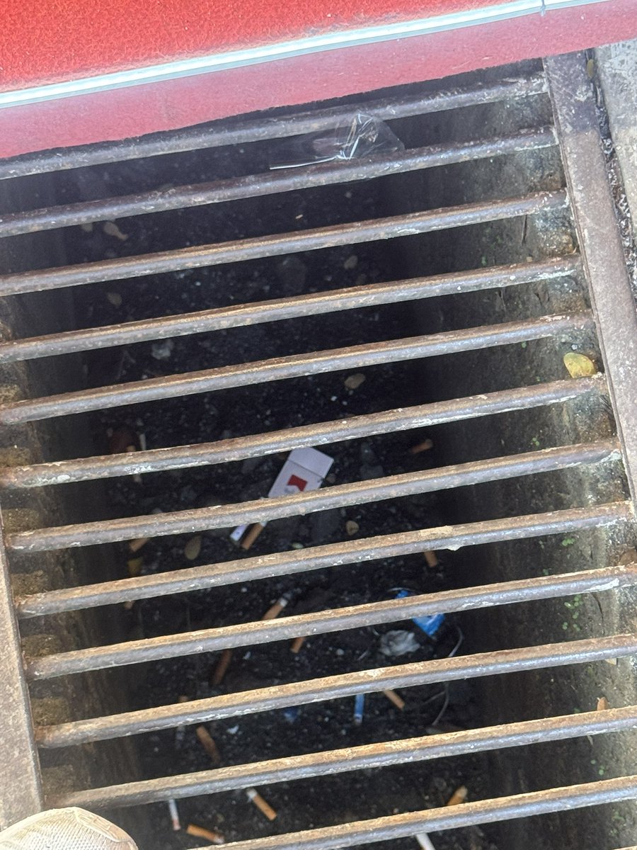 solanacoded's tweet photo. WAS HERE YESTERDAY kaso yung lighter ko nahulog sa kanal RIPPP https://t.co/4U8EooNAzP