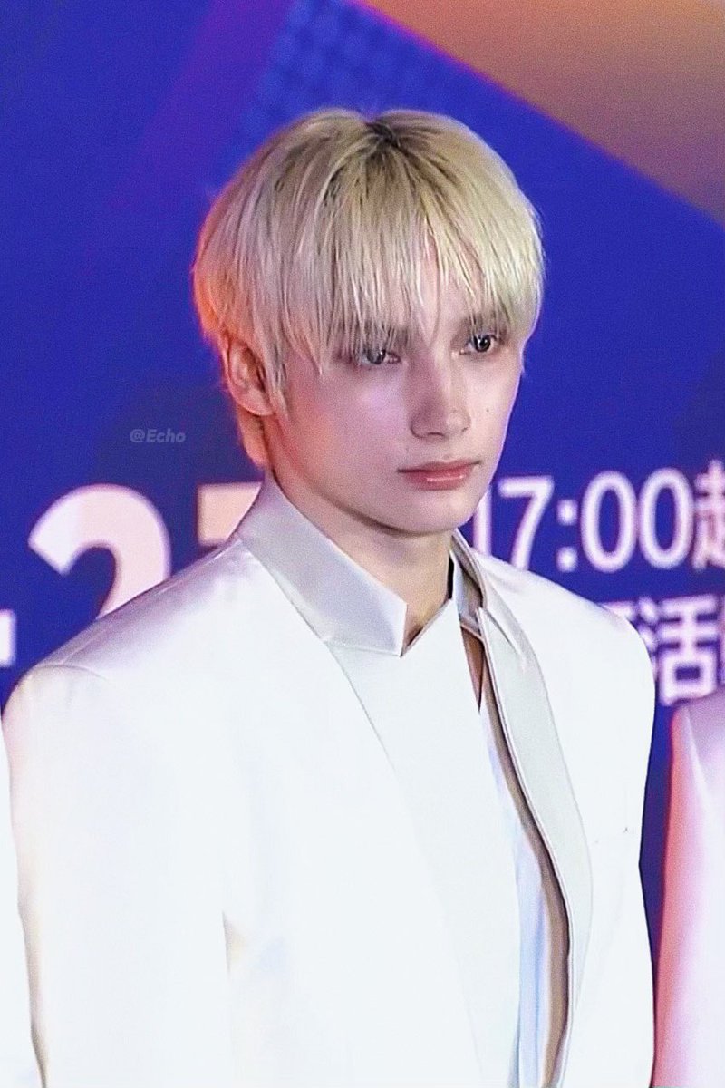 EchoHue814's tweet photo. 👑

#휴닝카이 #ヒュニンカイ #HUENINGKAI https://t.co/gsRtecCaH7