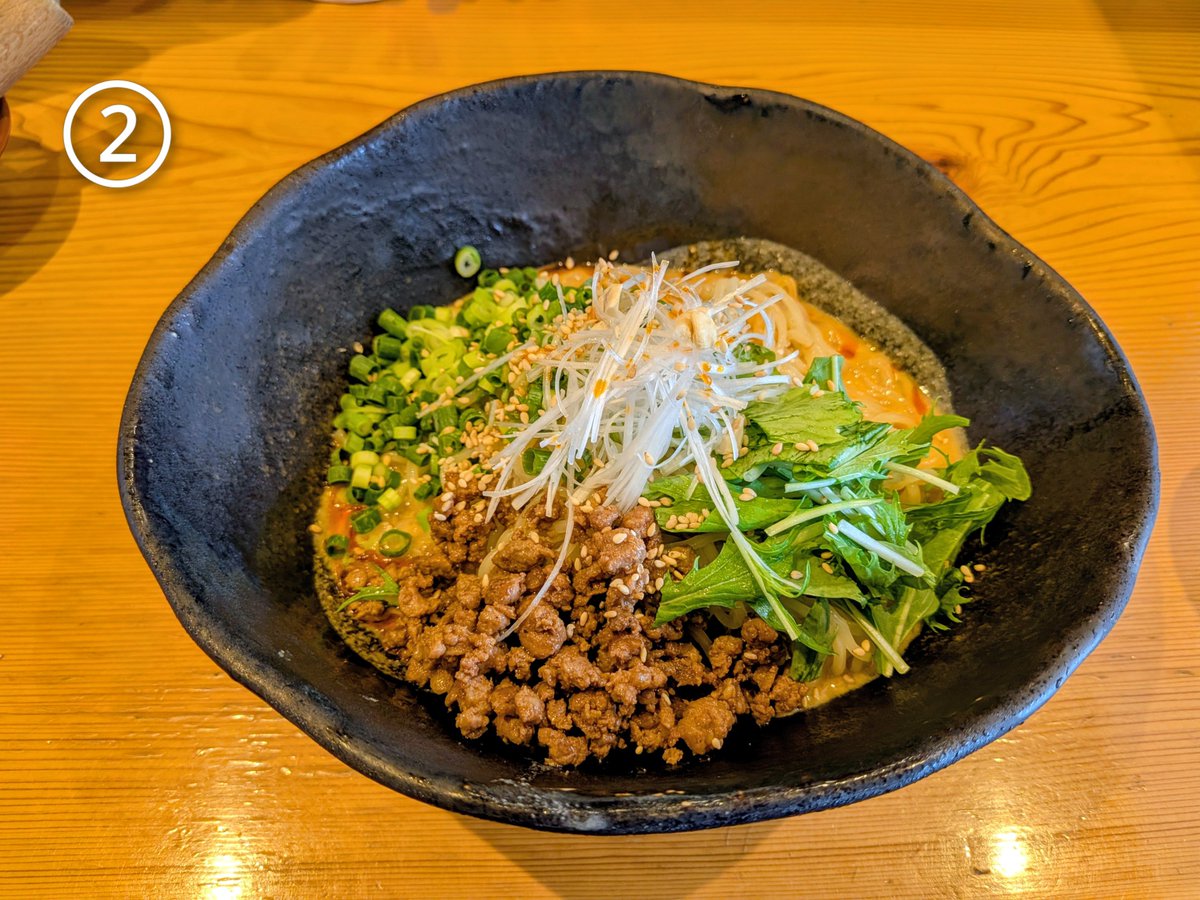 northsf2's tweet photo. 札幌ラーメン屋さん探訪🌞お盆も過ぎ気温30℃を下回り季節は秋へ
①万豚記アピア店〜冷やし中華
②らーめん草木塔〜冷やし白ごま担担麺
③麺処まるはライズ澄川〜真夏の冷やし麺（トマトとはまぐり出汁）
④カモメ46〜味噌󠄀らーめんネギトッピング
🍜冷やしから暖かい麺へ移行
#みこ麺活
#mico麺活 https://t.co/tx2cqWvmOe