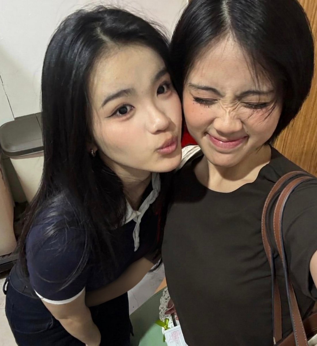 2ndToxic's tweet photo. Tangan Ella gasopan 😋 https://t.co/lZGTFbdnoe