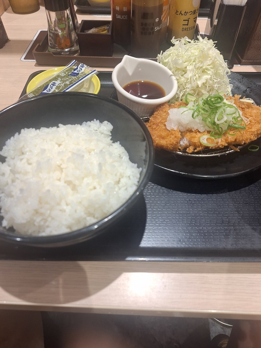 MJ04739528's tweet photo. 本当にやる気がない&amp;勉強していない中で会場にいって試験受けてるだけで十分。とりあえず明日いけばコンプリート。 https://t.co/AQpr9XU8HL