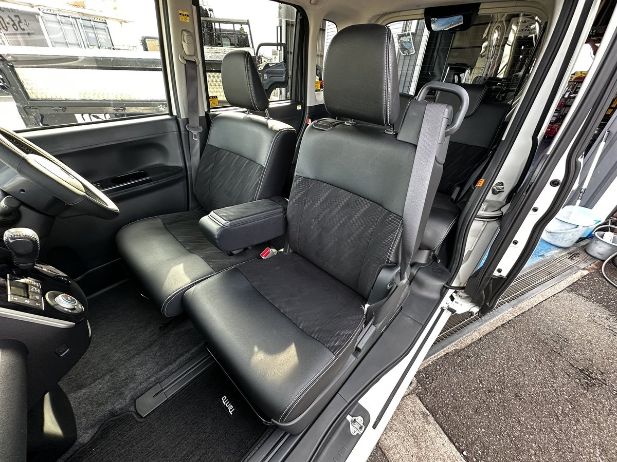 carcreatehiro's tweet photo. いつもお世話になっております！

S様タント シートカバー取付！

この度も数ある中から当店を選んで頂きまして誠にありがとうございました！

#カークリエイトヒロ #ダイハツ 
#シートカバー https://t.co/GUDfv4fRdP
