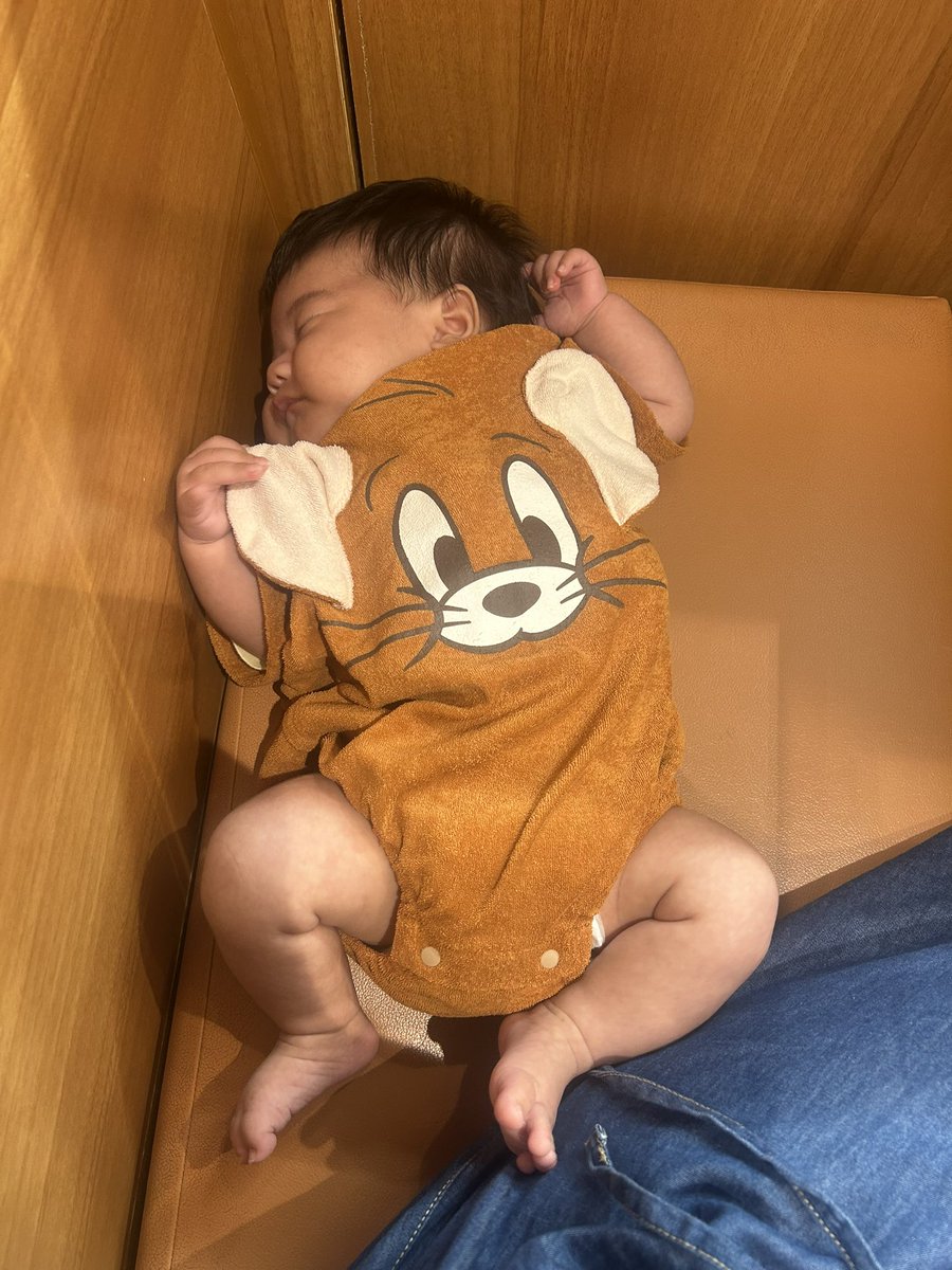 yuki220623's tweet photo. ムチムチ感がたまらない https://t.co/WY5FOKisT0