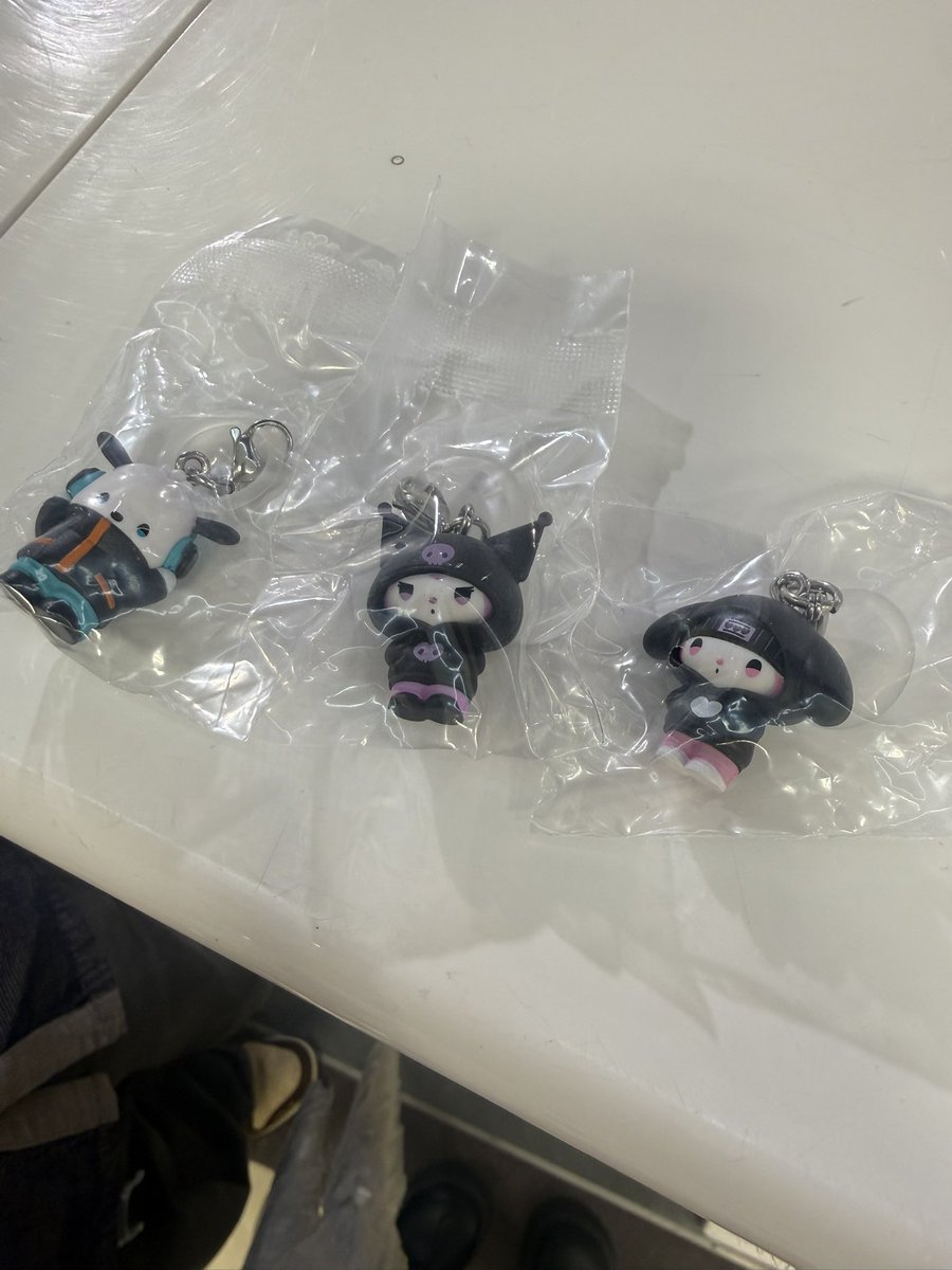 _ra0524's tweet photo. 交換:サンリオキャラクターズ
Solid＆Cool Style

譲: マイメロ、クロミ、ポチャッコ
求: 同種 キティ

現在池袋のガチャガチャの森付近にいます。現地交換可能な方お声がけ下さい。
(՞っ ̫ _՞)♡
後日郵送でも可能です📮
ピンポイントで難しいと思いますがお声がけ下さいᵕ ̥_ .̫ _ ̥ᵕ https://t.co/2AObVTx90a