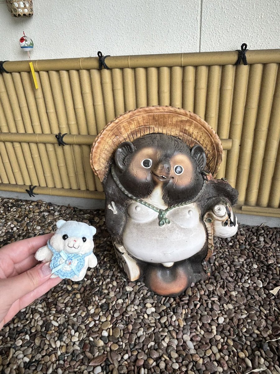 hamu_soda's tweet photo. なつの  おもいで  しゅわ🦝 https://t.co/mBuUcIRqjD