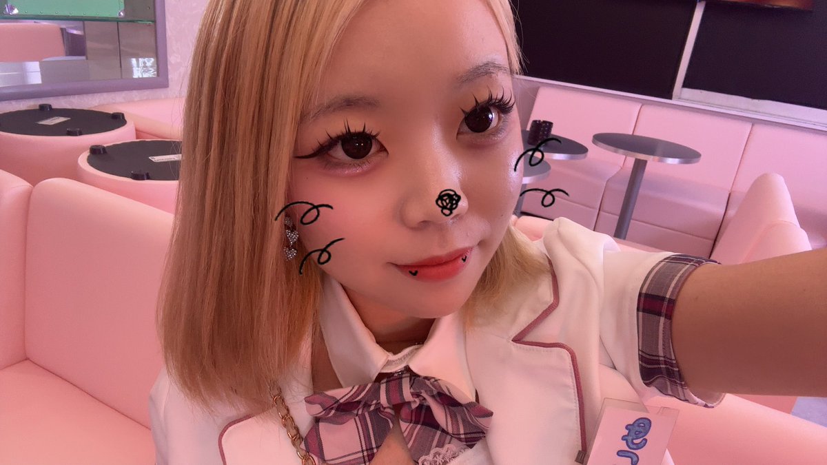 meinyaa_7's tweet photo. 出勤してまつ
18-23時で出勤💞 https://t.co/FsDuEJzKd0