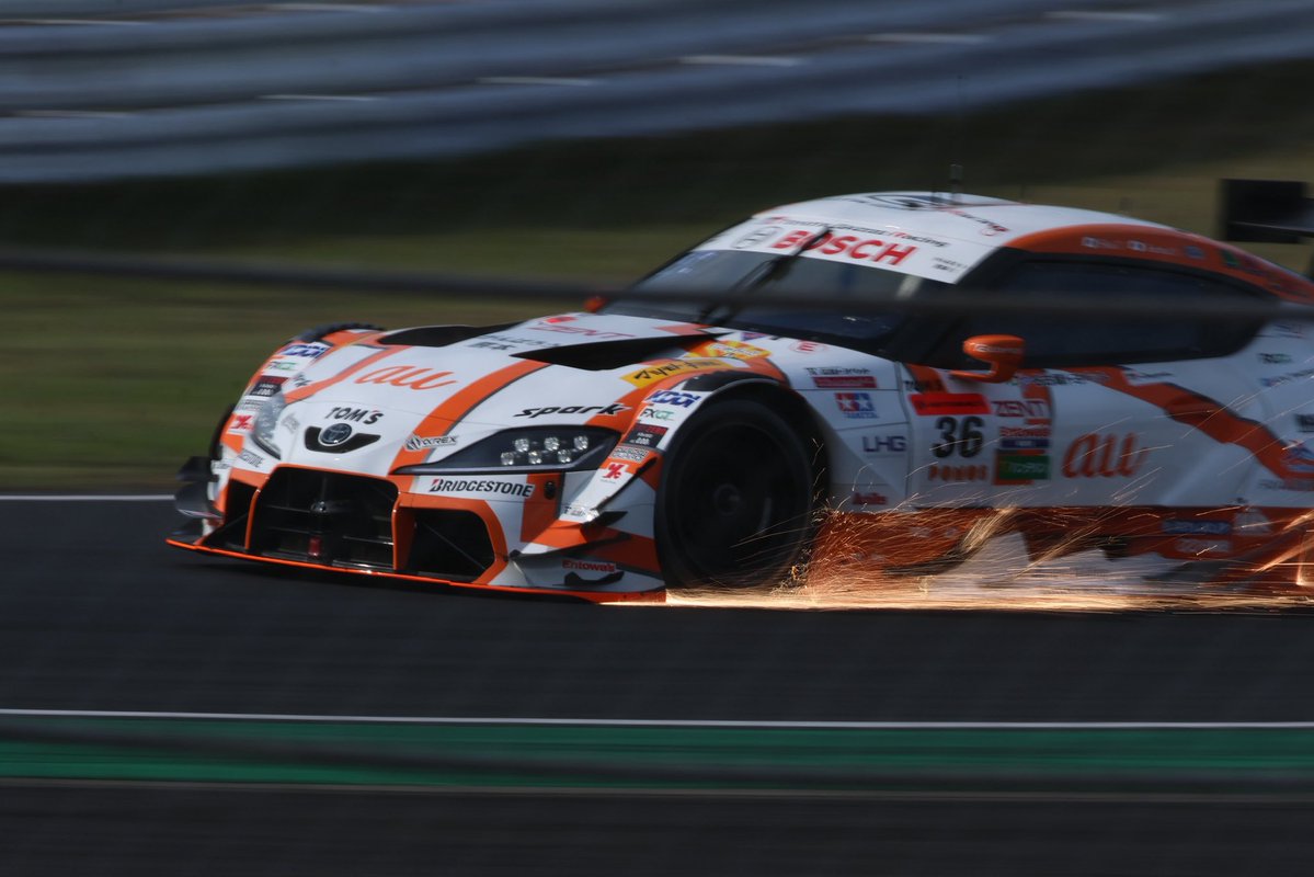 nismokei's tweet photo. 今日の予選、#36 は1コーナー飛び込みから花火大会でした。
Q1は通過できなかったけどね
すごかった。 https://t.co/y5WAwPo1zI