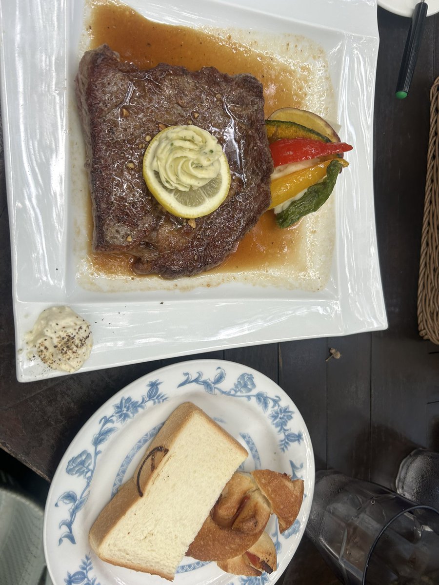 c_v464's tweet photo. 過食 https://t.co/oCnhwgfuVY