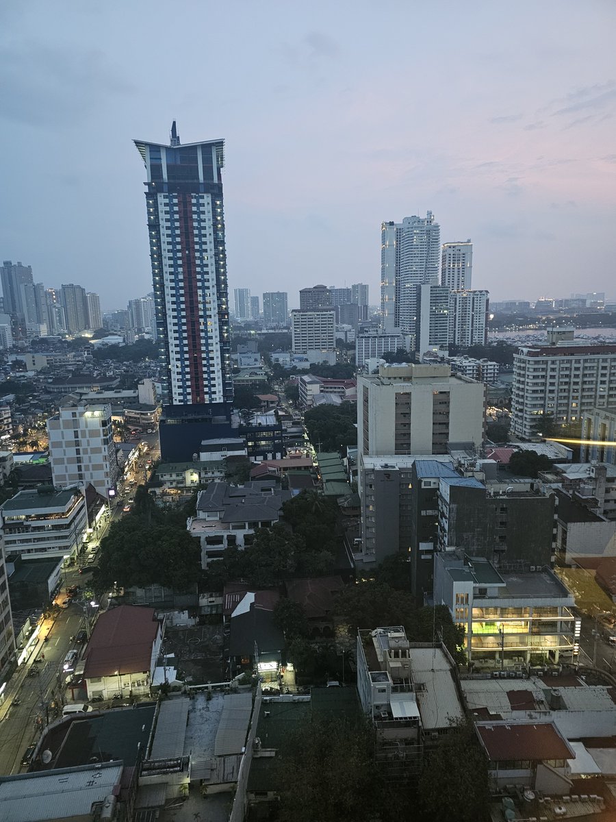 TechBoys99's tweet photo. Finally a day without rain in the capital coty of Manila. Hope everyone is enjoying their weekend! #manila #nomadlife #travel https://t.co/LwMtOXoEGJ