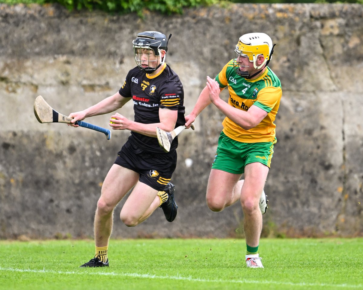 ClareEcho's tweet photo. Abacus’ at the ready for final round of Clare SHC https://t.co/cEF0MxWKz9 #ClareSHC #GAA | @thepmanofficial https://t.co/KFbr37iJFh