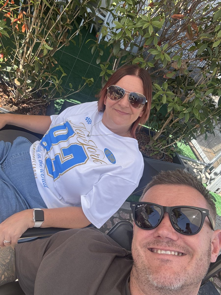 langfv2's tweet photo. My beautiful wife 
My happy wife
Happy life 
Happy life https://t.co/dekWWTeLWW