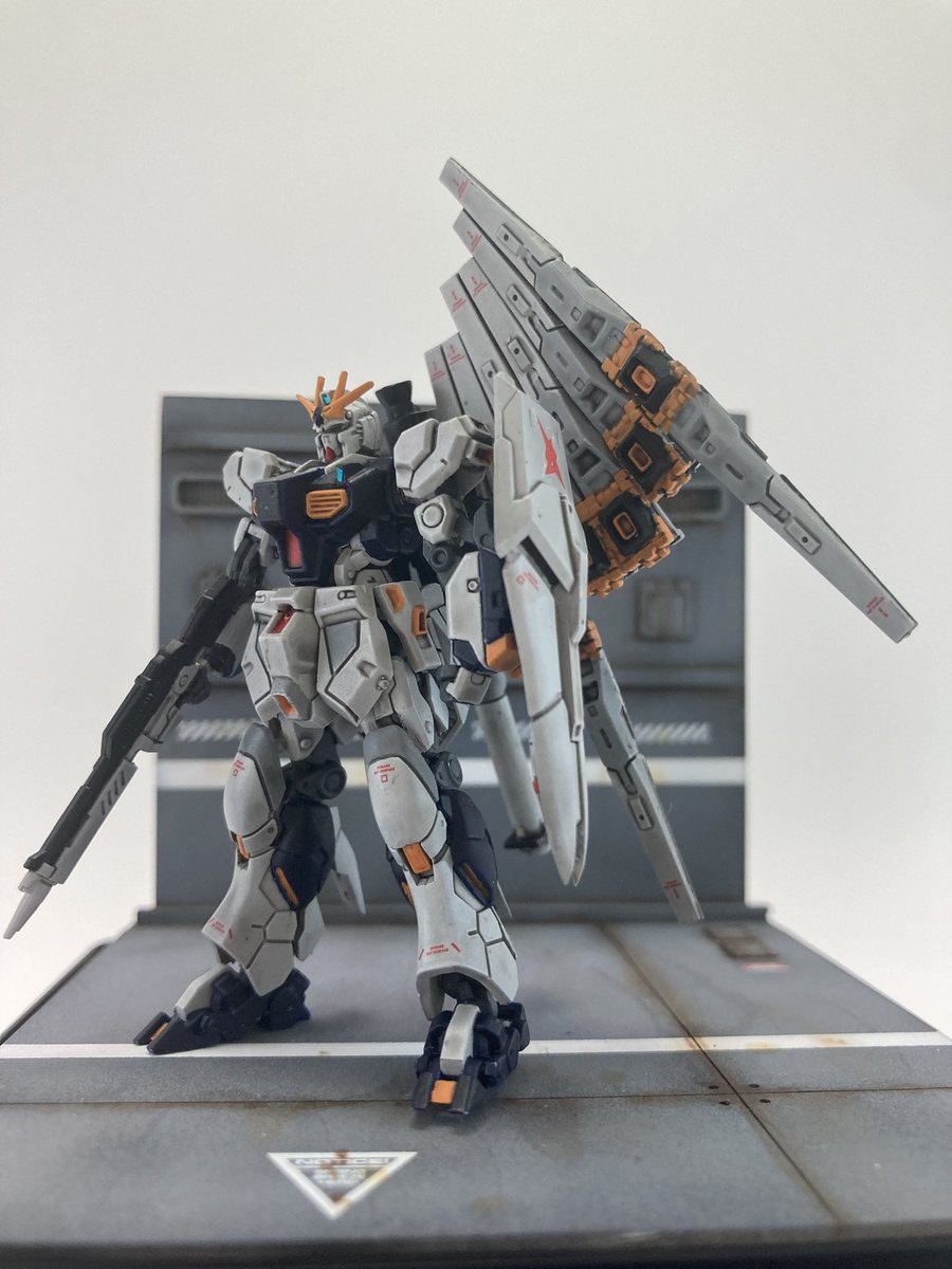 kawauso_555x's tweet photo. ガンダムアーティファクト第1弾〜第6弾
5年かけて全塗装完了しました

当時ガンプラ自体あまり手に入らず逃げ込んだ世界でしたが望外に楽しい世界が広がってました。縁は異なもの。今では食玩が私の居場所です

記念に全作品を置いておきます

#ガンダムアーティファクト https://t.co/4zSP5AqCCR