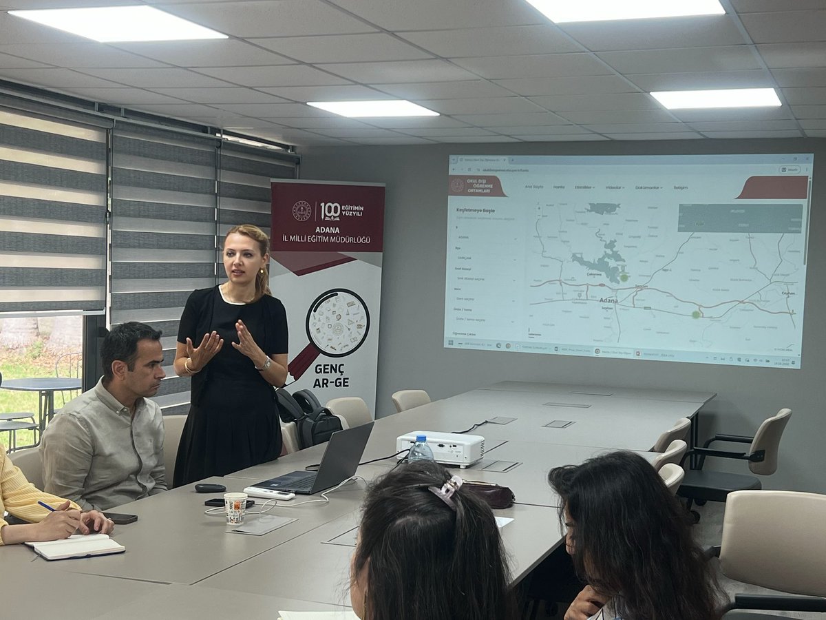 AdanaMemArGe's tweet photo. Yeni Eğitim Öğretim Yılına Hazırlık Çalışmalarımız Başladı

Adana İl Millî Eğitim Müdürlüğü AR-GE Birimi olarak yeni eğitim öğretim yılına yönelik sene başı hazırlık ve planlama toplantılarımıza başladık.

Gerçekleştirilen toplantılarımız kapsamında; TÜBİTAK, TEKNOFEST, Erasmus+, Avrupa Dayanışma Programı (ESC), Okul Dışı Öğrenme Ortamları ve Eurodesk faaliyetleri ele alınarak yeni dönemde yürütülecek çalışmalar, proje süreçleri, başvuru dönemleri ve öncelikler hakkında detaylı bilgilendirme ve değerlendirmeler yapıldı.

Yeni fikirlerin projelere, projelerin başarıya ve uluslararası fırsatlara dönüştüğü verimli bir eğitim öğretim yılı için çalışmalarımıza devam ediyoruz. 
@tcmeb @AdanaMem @mnaras @Selcuk_Tyurek01