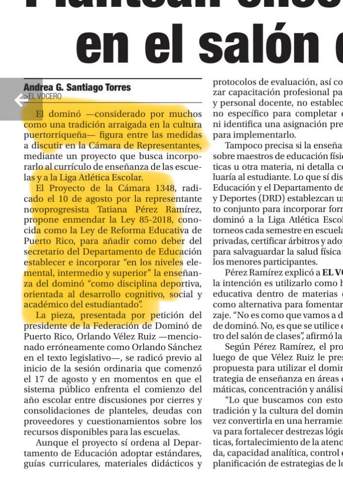 DAVILACOLON's tweet photo. A esta pájara le debe pagar con la Chucha y no con billetes. Nuestras escuelas de burritos no enseñan bien a leer y escribir; 60% de los niños se cuelgan en las destrezas básicas de español, ingles, ciencias y matemáticas; las maestras tienen que comprar materiales de sus bolsillos; 50% de los niños están en rezago; no hay dinero pa pagar transportistas escolares y se les ocurre a los güimos de la Cámara🐁, poner a jugar dominó a niños como un deporte y tradición cultural. 
Premio Cabeza de Chorlito🦦y capicú por cualquier lado.