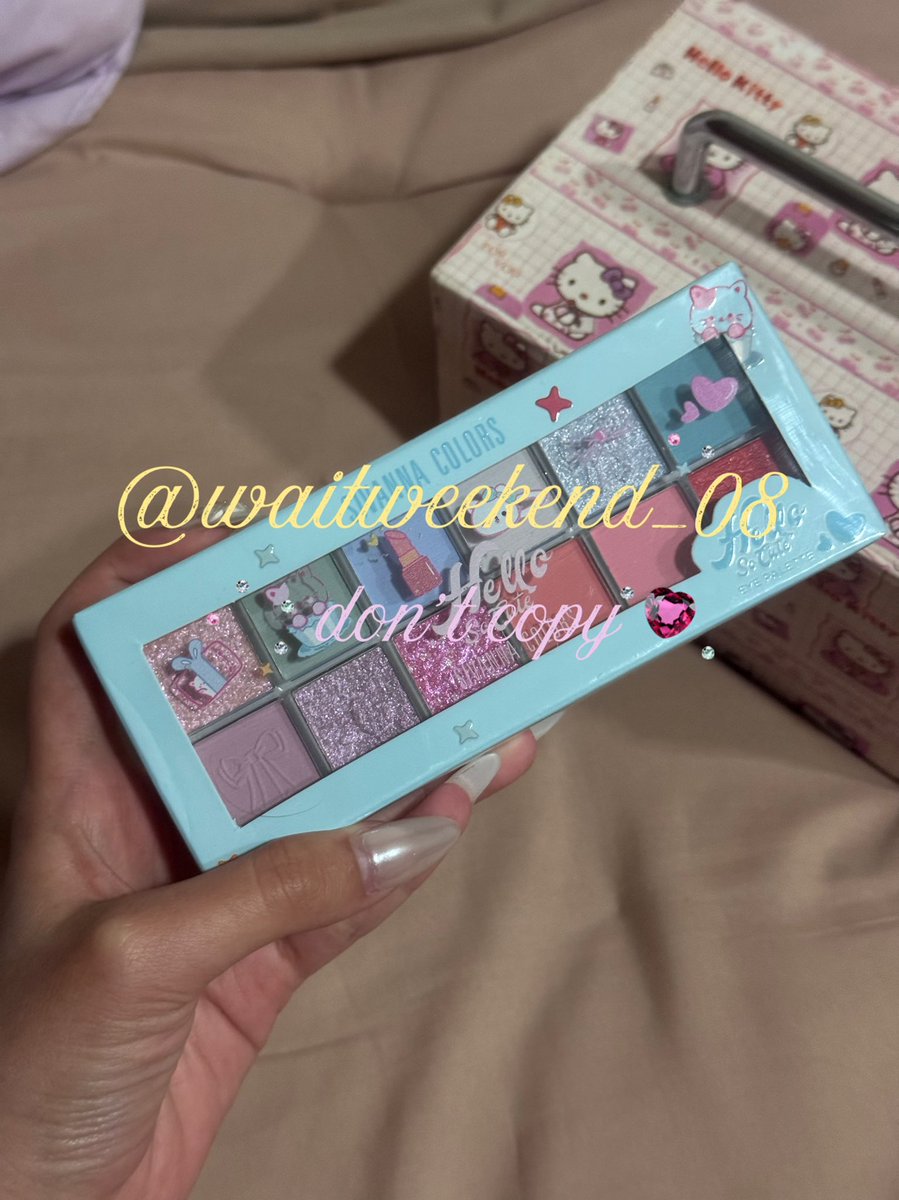 waitweekend_08's tweet photo. ส่งต่อเครื่องสำอาง ราคาตามภาพค่ะ💌
Sivanna 04 ราคา 100 ฿
ค่าส่งเหมา 40 ฿
นัดรับเชียงใหม่
#ส่งต่อเครื่องสำอาง #ส่งต่อเครื่องสำอางมือสอง #ส่งต่อsupermom #ส่งต่อdasique #ส่งต่อsivanna https://t.co/mGLl80zjBy