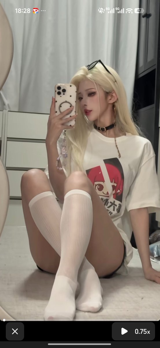 Samiscagood's tweet photo. 夕子妈妈和六二二妈妈的双重榨精🥵🥵🥵只是在外面看到就已经忍不住勃起了啊啊啊啊，今晚看来要被两位妈妈完全榨干了啊啊啊啊🥵🥵🥵#六二二同学 #原天夕子 #意淫 #coser https://t.co/WZ8pv5T2Xu