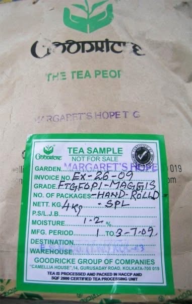 darjeelingtea's tweet photo. Found this rare 2009 tea from Margaret’s Hope T.G. we had bought - a tiny 4 kg batch of hand-rolled, large-leaf AV2 tea that was never made again. 🍃 Tea crafting is true art: every leaf, season, and roll manifests a character unique to that moment alone. #DarjeelingTea #TeaArt https://t.co/Pln8ln06uh