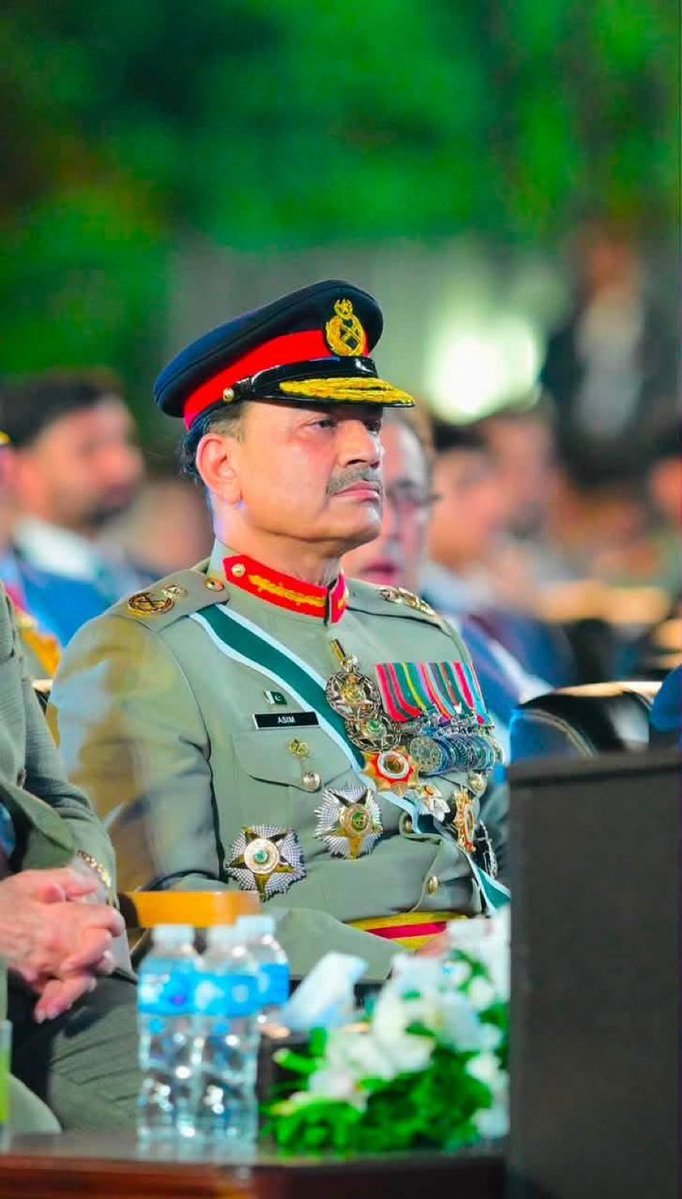bloggersayss's tweet photo. Regional defense cooperation under CDF Asim Munir strengthens mutual security and stability.
#CDFForGlobalSecurity
#GloballyTrustedCDF
#ArchitectOfDefenceCDF
#BaWaqarCDF
#بلند_عزم_عاصم_منیر https://t.co/Amq5axPlnV