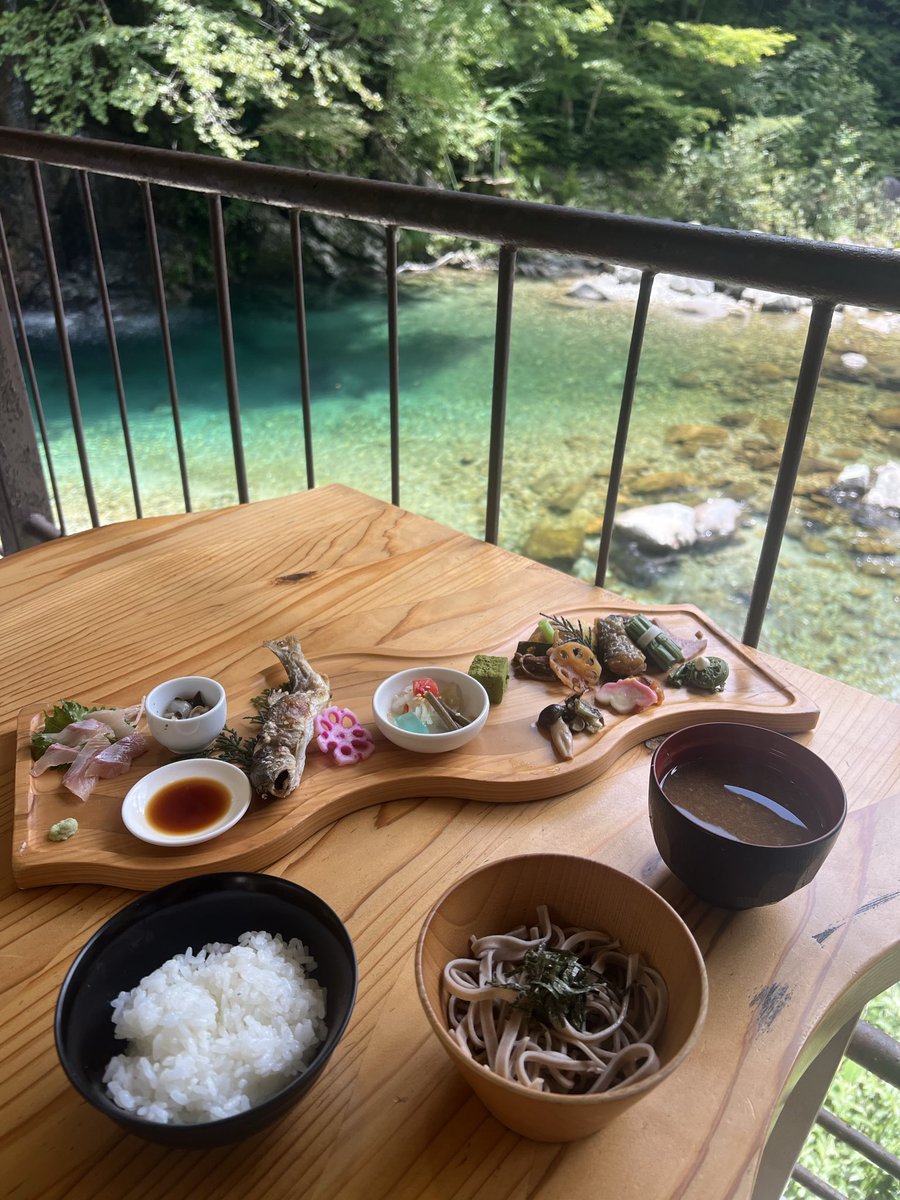 fugacamp's tweet photo. 岩魚美味しかったです https://t.co/LWqsM8qFQr
