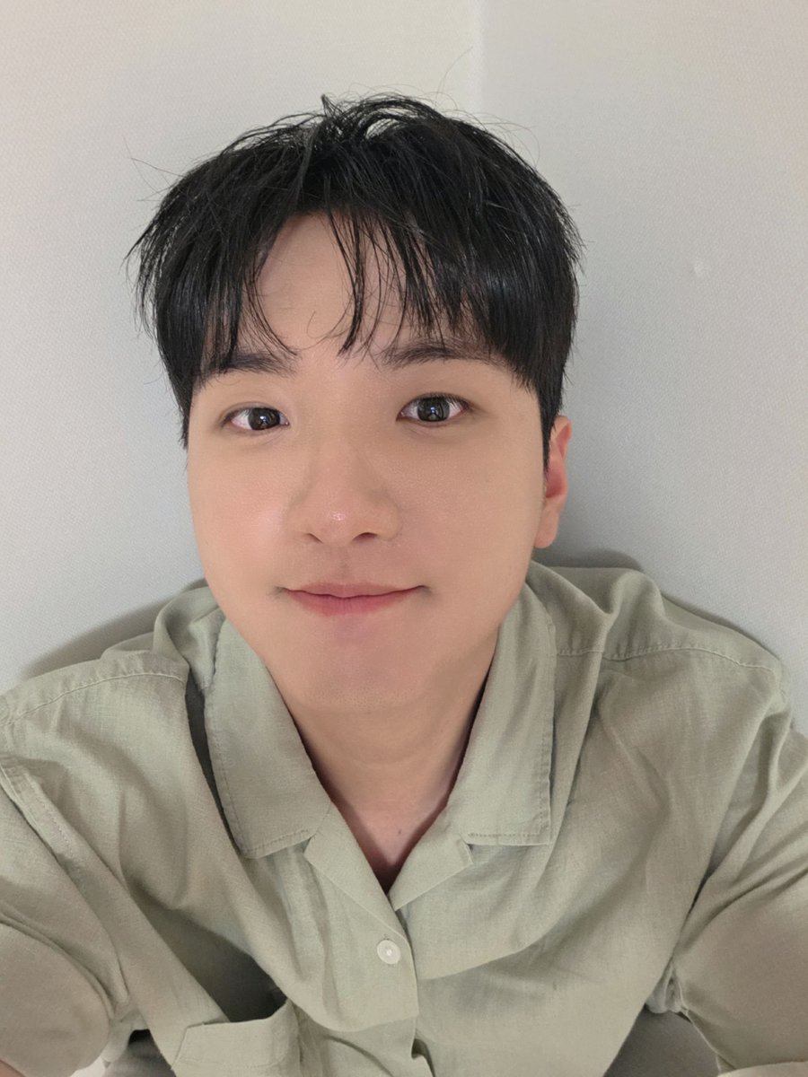 onesoong_e's tweet photo. 빛조 두분 적당히 귀여울 것을 제안.. https://t.co/06itHSbSB5