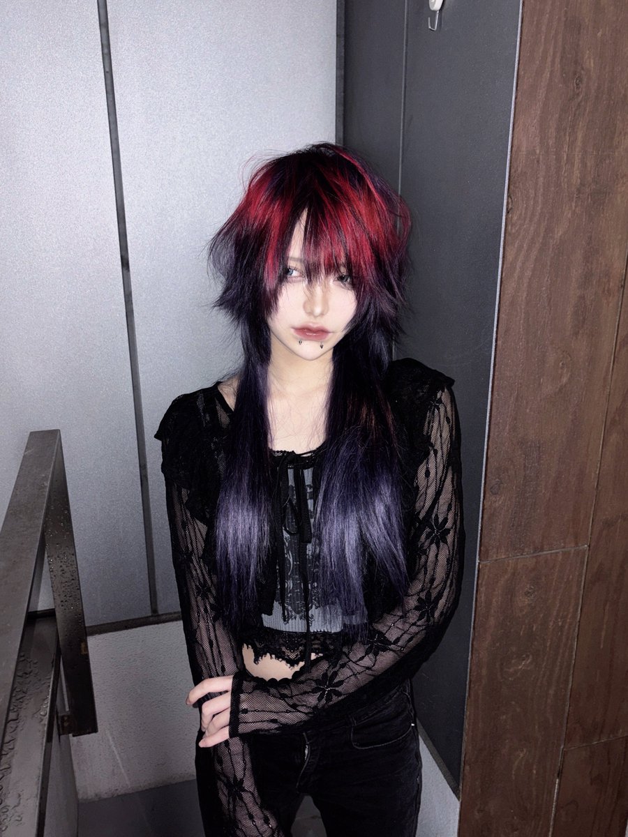 Ng_x_x_sm's tweet photo. 誰かを求めることは
即ち傷つくことだった https://t.co/VpaIfvm2EE