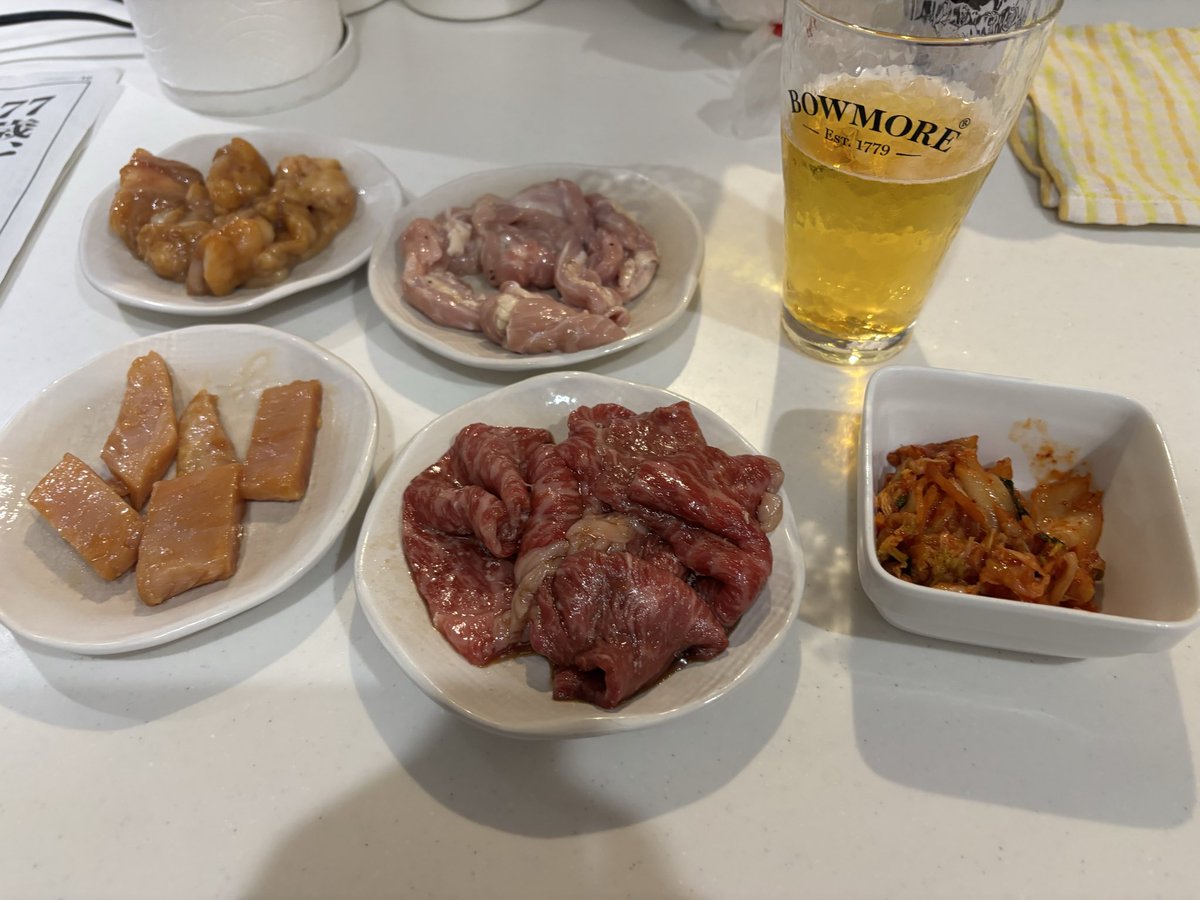 meviusdq10's tweet photo. さぁ今月もソロ焼肉だ https://t.co/xLbUEVvTq0