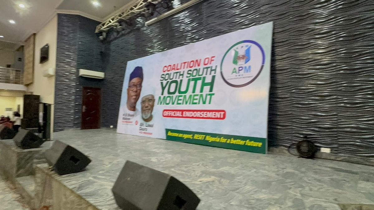 Comr_Aisha's tweet photo. Happening live at the Vimpy Hotel in Uyo, Akwa Ibom State. 

South South Youth endorsement of #MakindeDaura 2027. 

Join us on our Facebook account for live stream at @OfficialSeyi2027

Follow for more updates https://t.co/TOF3STdbfO