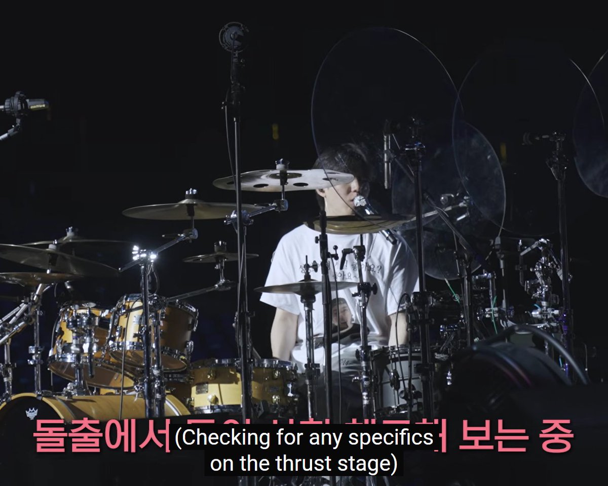 jojianshere's tweet photo. recap kegiatan dowoon dlm seminggu bulan januari kemaren...
tgl 12-14: syuting + naik gunung
tgl 15: berangkat ke hongkong
tgl 16: rehearsal
tgl 17-18: konser

heol 🫠🫠🫠 https://t.co/fa5itQs6hv