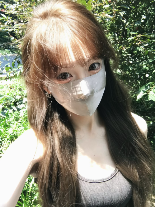OSabatini_'s tweet photo. 问：写字楼白领喝咖啡，跟过去烈日下地头干活的农民喝大茶缸子，有没有本质区别?r
答：农民至少天黑之前能回家。#赣州  #女大  #反差 https://t.co/IuX7CA4wp5
