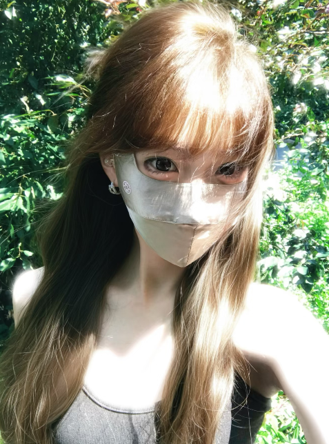 OSabatini_'s tweet photo. 问：写字楼白领喝咖啡，跟过去烈日下地头干活的农民喝大茶缸子，有没有本质区别?r
答：农民至少天黑之前能回家。#赣州  #女大  #反差 https://t.co/IuX7CA4wp5
