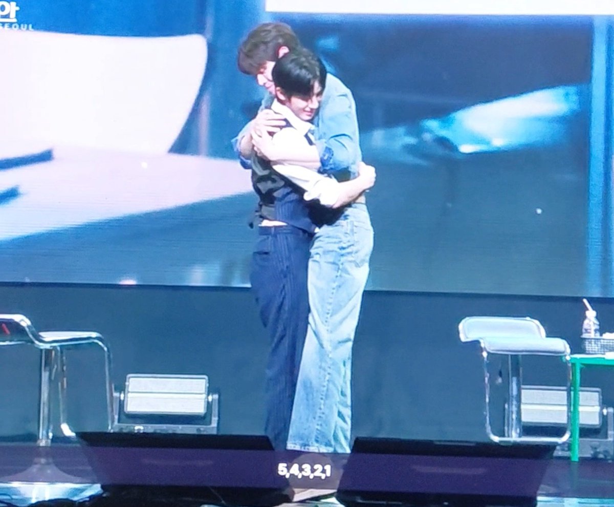 keonhseoh's tweet photo. MAKASIH MAS MC🙏🏻🙏🏻🙏🏻🙏🏻🙏🏻🙏🏻 https://t.co/9BCPcvT3jX