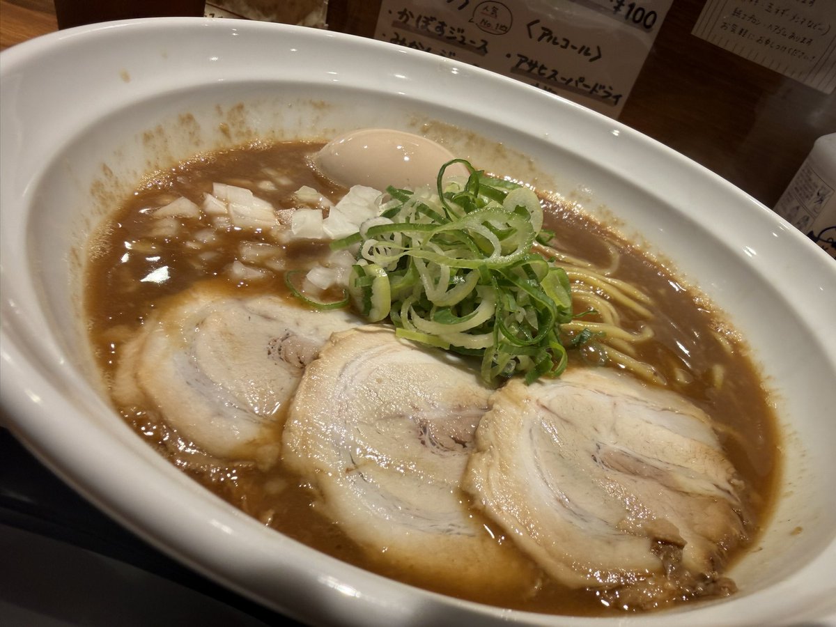 rxjHvDc4A7p4DDO's tweet photo. RAMEN JUNK
味玉豚骨ラーメン 1,080円
美味しラーメンであった🤩
🌬️💨💨💨🍜
↑ラーメン冷却図
#ラーメン #らーめん #RAMENJUNK https://t.co/u74itY3nZp