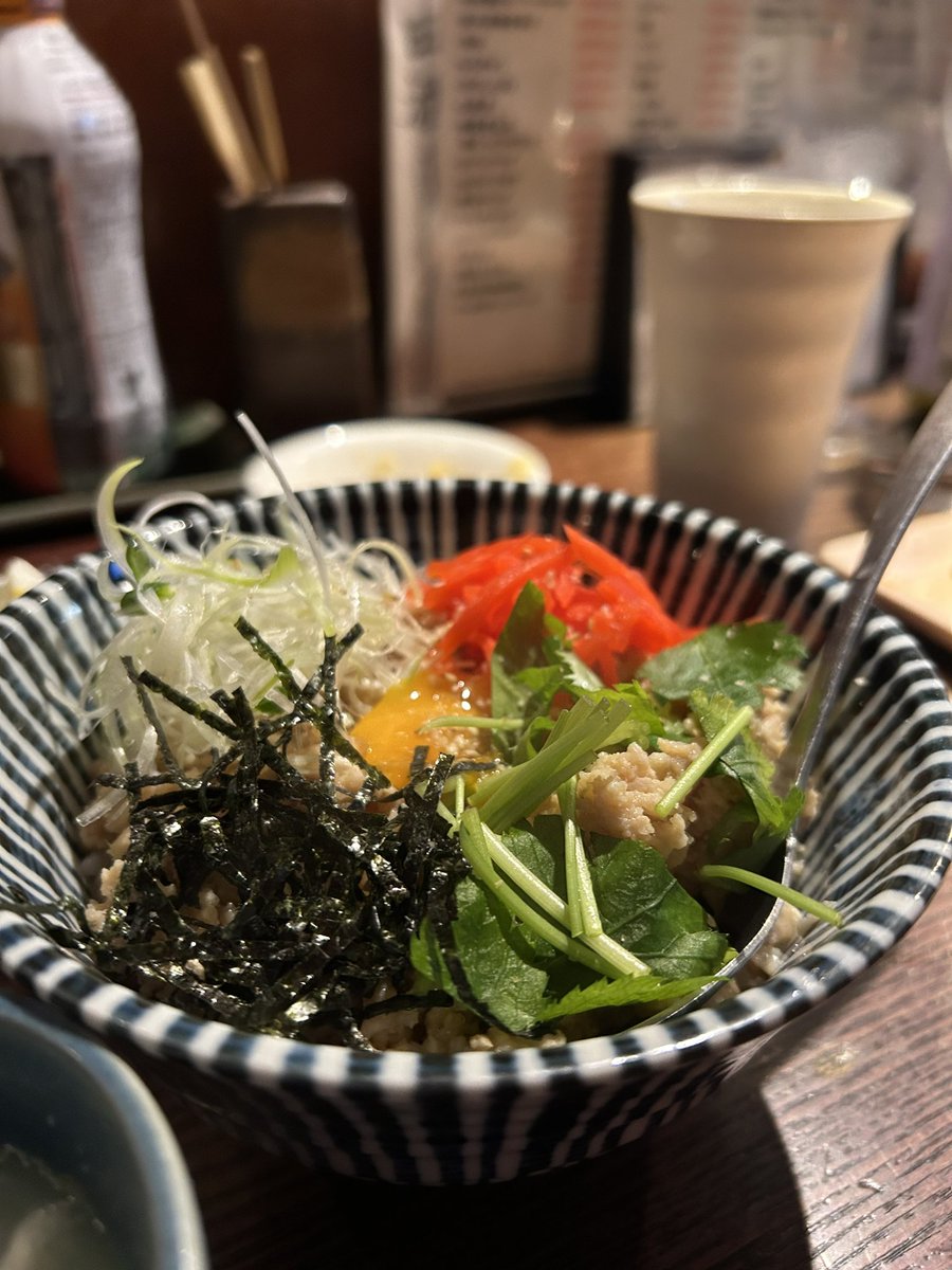 titlist909's tweet photo. 今日も焼鳥食べたくて外食。
この大雨のなか（笑）荻窪の『鳥の介』へ

やっぱり、安定のうまさ
通い初めて30年。いつものクオリティ
すごいね

店を出ると雨は止んでました
夏の合間のひととき。

また、伺います。 https://t.co/CvK2d0jw79