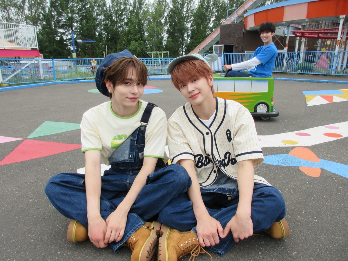 Official_VIBY's tweet photo. ✰=͟͟͞͞   🚗✰=͟͟͞͞

#VIBY
#RENKI #AKITO #RYOHA
#VIBY_Gotcha https://t.co/qmbWV68LFJ