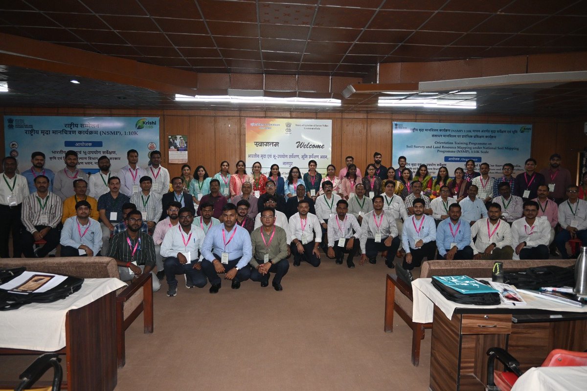SLUSIindia's tweet photo. A 4-day Orientation Training Programme on Soil Survey &amp; Land Resource Mapping under NSMP 1:10,000 scale was conducted at SLUSI, Nagpur, from 19–22 August 2026, with participation of 45 officers/technical personnel from 7 SLUSI Centres
#SLUSI #NSMP #SoilSurvey #LandResourceMapping https://t.co/tQqra0USQP