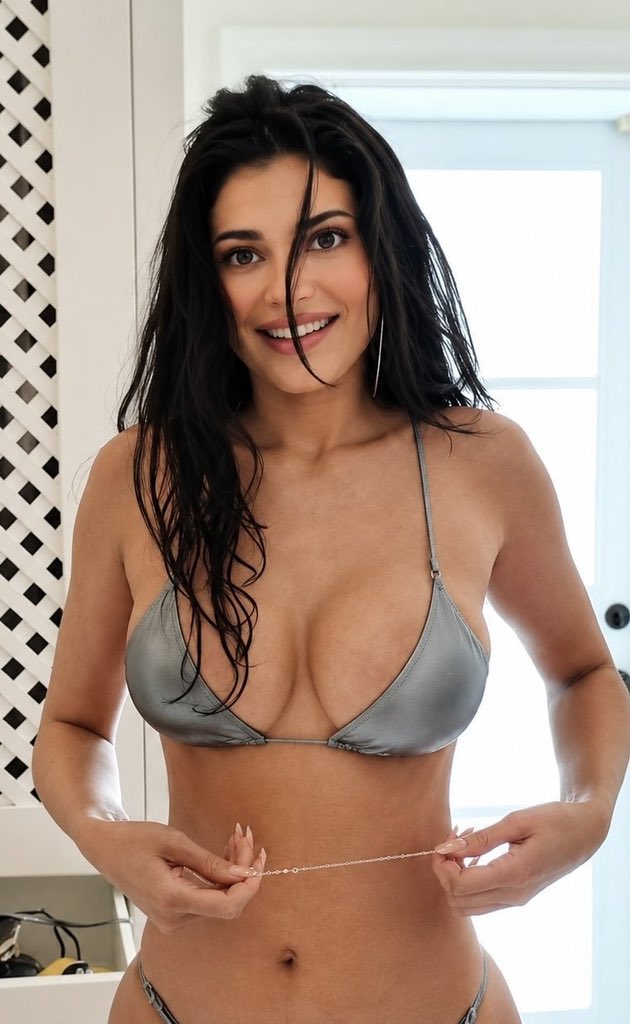 Filmfanatick's tweet photo. Kylie Jenner and her insane body tea https://t.co/tVj8Wo5uAz