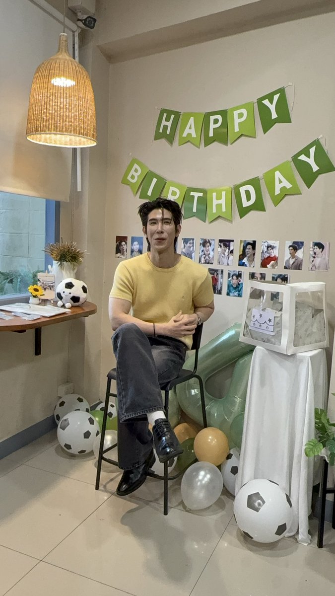 Oui_WRSR_'s tweet photo. ขอบคุณนะคะที่มารวมอวยพรวันเกิดพี่ป๊าก เก็บความทรงจำกับโปรเจกของเรา เราตั้งใจจัดกันมากๆเลย พรุ่งนี้ยังมีอีกวันน้า แวะมาได้💚
#เชื่อใจป๊าก 
#AlwaysWishPark https://t.co/9xHL19Qj9V