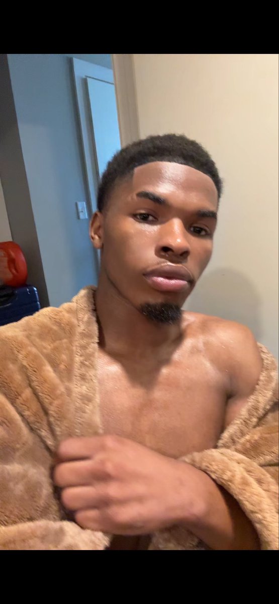 iiamkld's tweet photo. heyy my name KLD 🥲 #milwaukee #mke #414m #mlm https://t.co/kmFOPrEQVF