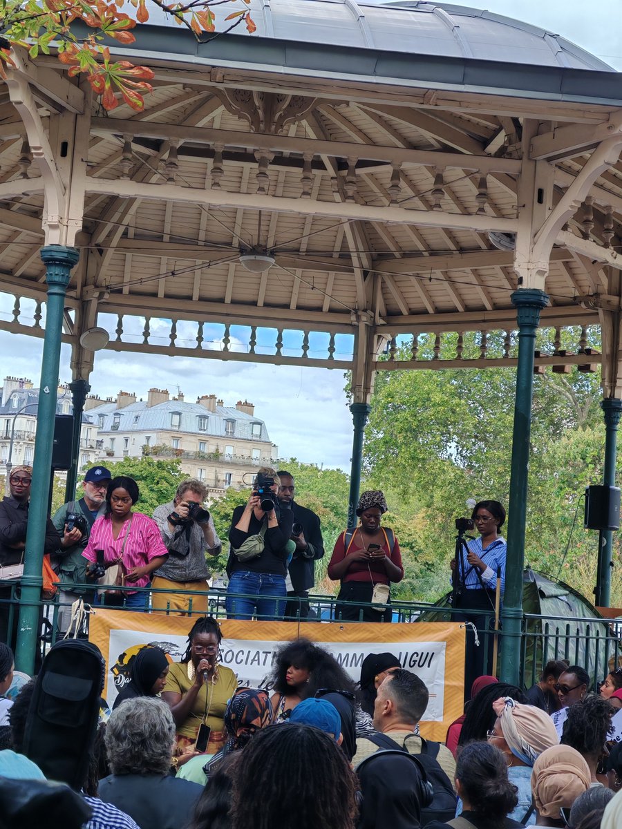 CodouCisse's tweet photo. Place de la Nation✊🏿 #paris https://t.co/7Srn9rXvAd