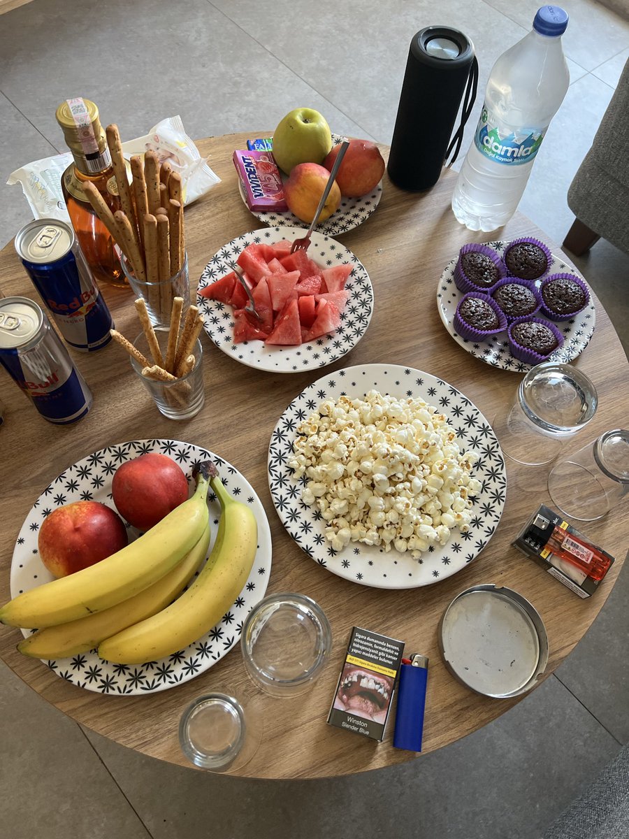 ferdun_kirbas's tweet photo. denizli # denizli geceleri # denizli aşk 🌹🥂🍾✨
Bügün erken başlıyoruz çünkü geceler çok kısa ya …🔥🥂✨🌹 https://t.co/mBRXhrMHFt