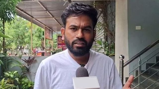 NewsAlgebraIND's tweet photo. BIG BREAKING NEWS 🚨 FIR registered against Abhijeet Dipke for entering govt school without permission, disrupting classes and threatening teachers 🔥🔥

=> A case has been registered under Sections 132, 329(3), 351(2) &amp; 356(2) of the BNS. https://t.co/gBBTiJYLUU
