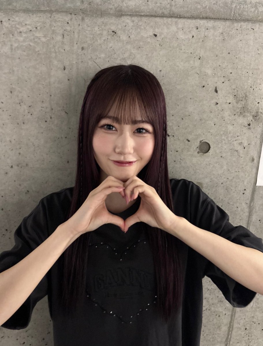 honoitoha_46's tweet photo. 髪色似合いすぎだし牛やってるのも可愛すぎ
 #いとはぶろぐ https://t.co/q3ffOnj0Ov