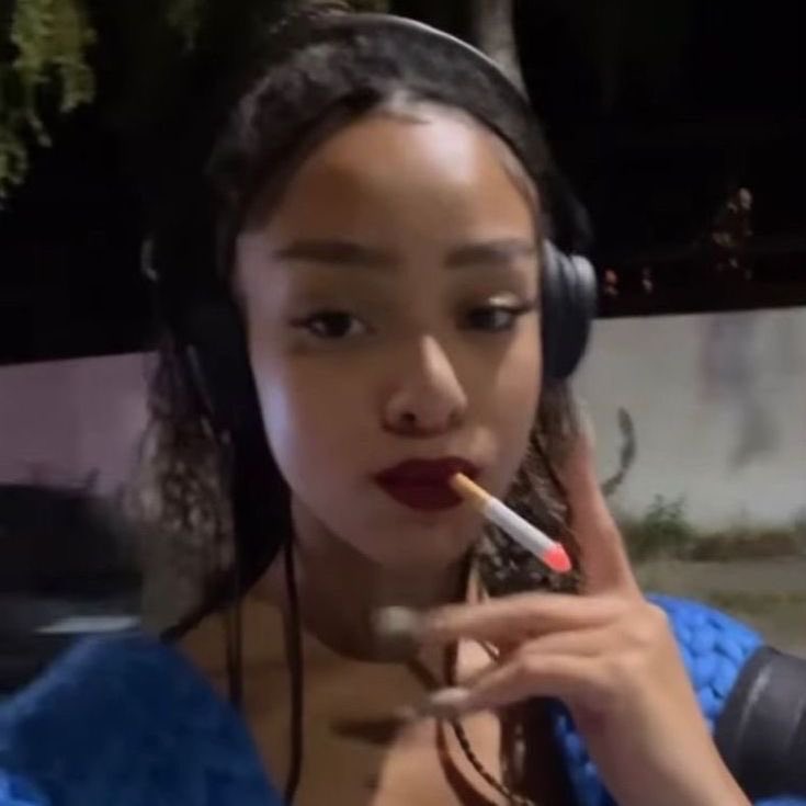 slutformelanin's tweet photo. you mean manon had to shape shift into most of them?? wasn’t this manon pre debut? https://t.co/bG4yoUoaty